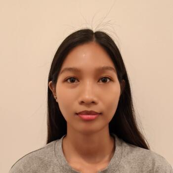 Babysitter in Madrid: Cherry May