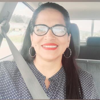 Babysitter Quevedo: SILVIA GLORIA