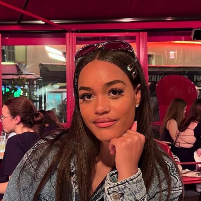 Babysitter in Nice: Noa