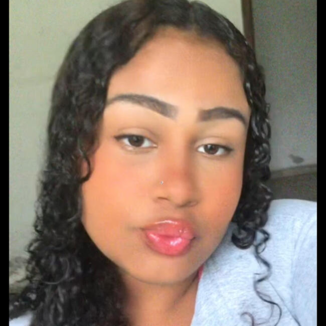 Babysitter in Betim: Anny