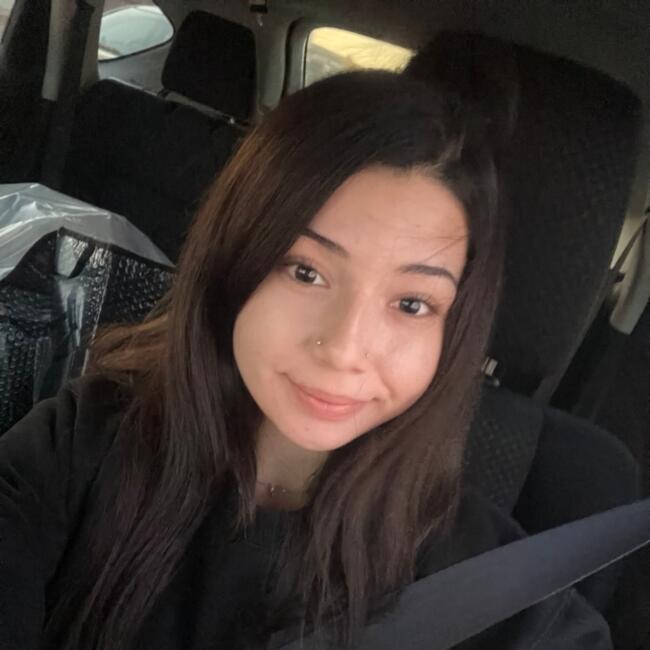 Babysitter in Garden Grove: Katie