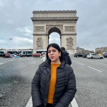 Babysitter in Paris: Daniela Chávez