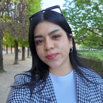 Babysitter Paris: Daniela Chávez