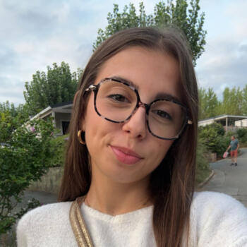 Babysitter in Smarves: Maëline