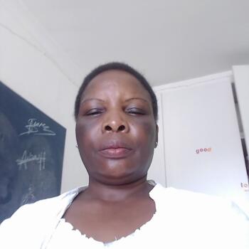 Babysitting job in Cape Town: babysitting job Shupikai Mwazeni