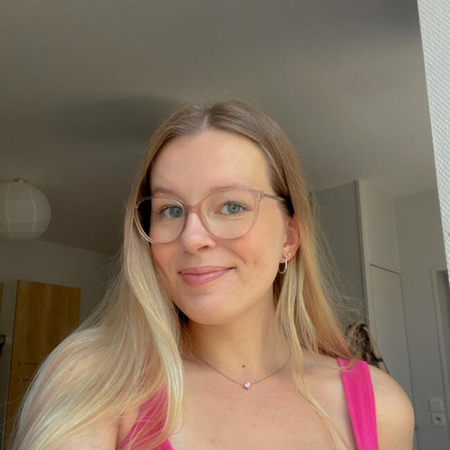 Babysitter in Strasbourg: Coralie