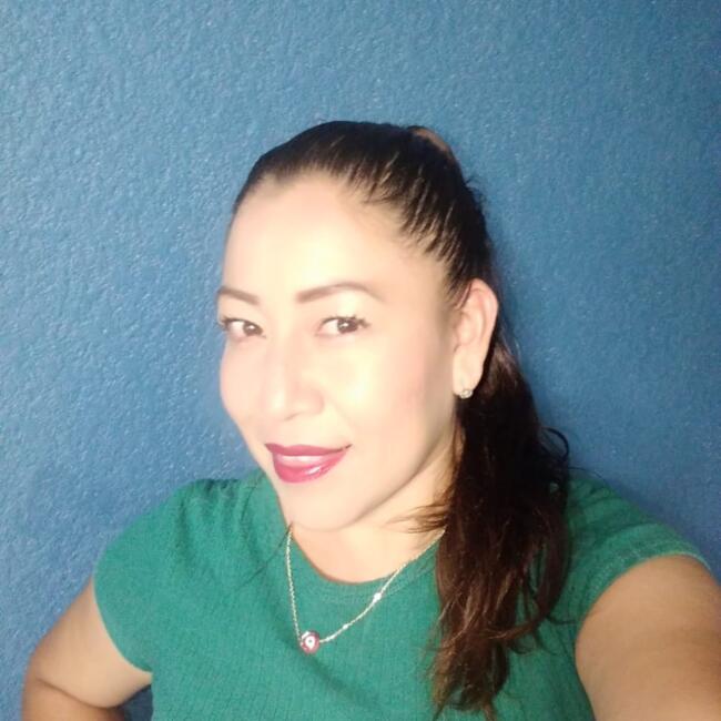 Babysitter in Ojo de Agua: Karen