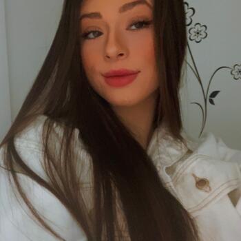 Babá em Curitiba: Caroline