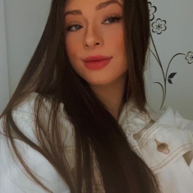 Babá em Curitiba: Caroline