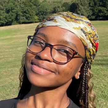 Babysitter in Brentford: Kozo