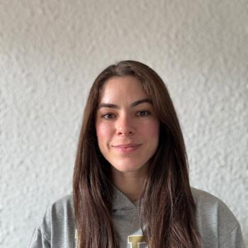 Canguro en Zaragoza: Adriana