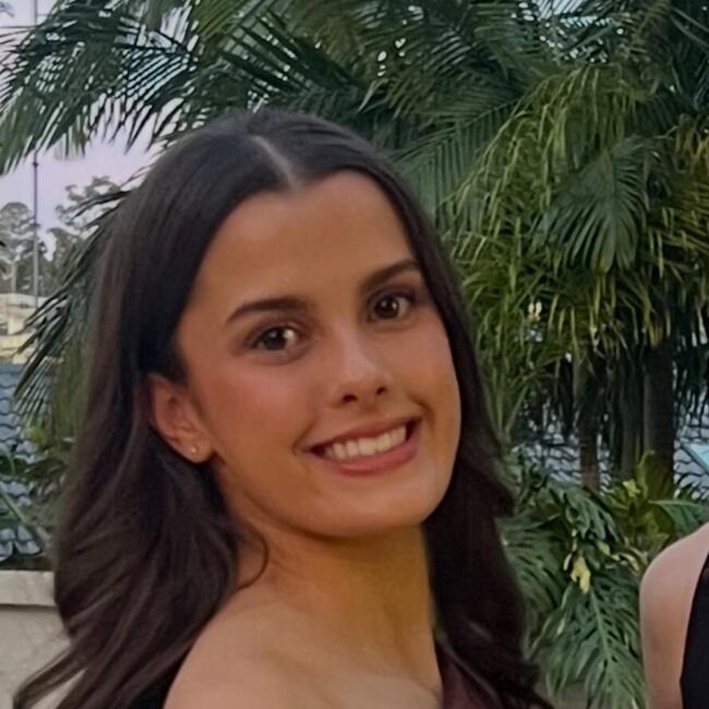 Babysitter in Sydney: Olivia