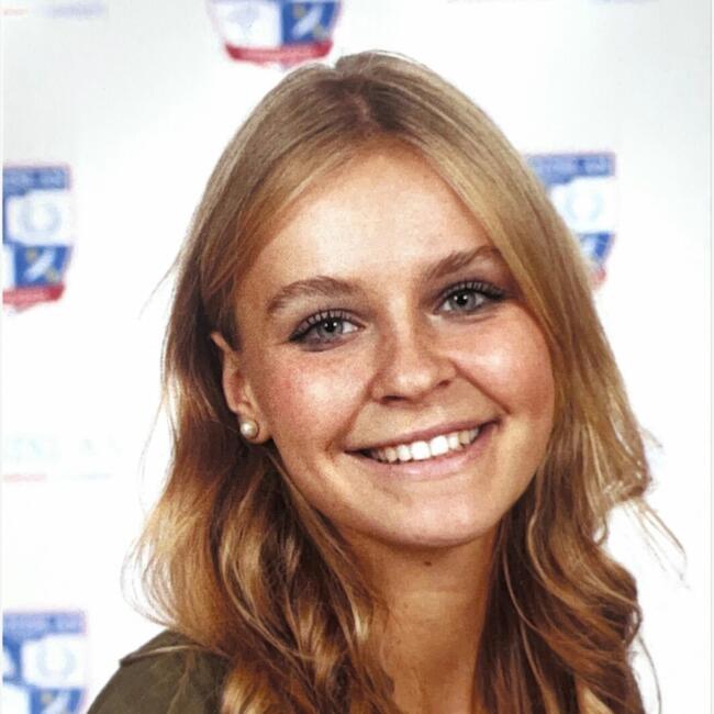 Baby-sitter in Montréal: Carly