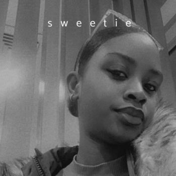 Babysitter in Randolph: Salina