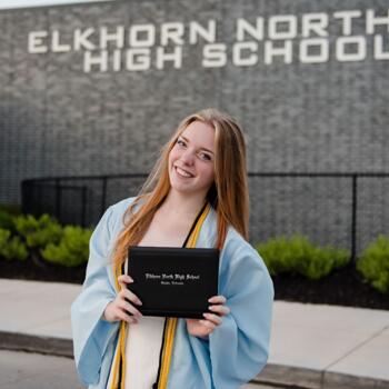 Babysitter in Omaha: Emily