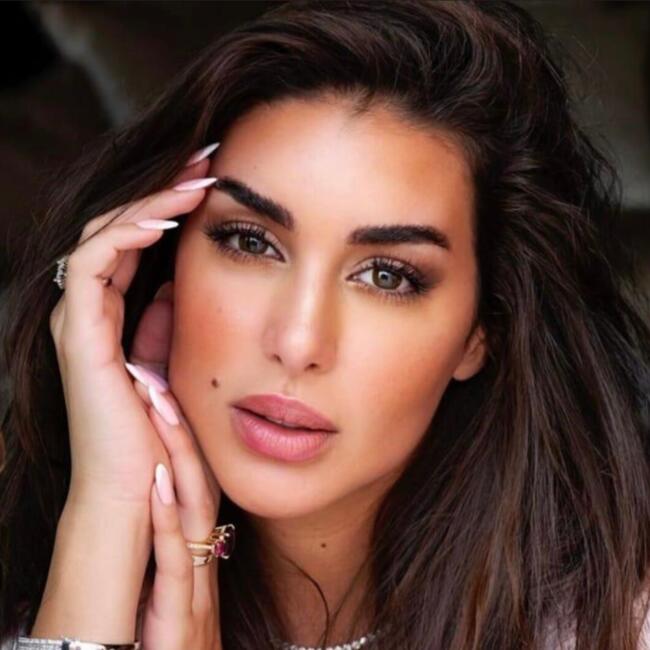 Babysitting job in Abu Dhabi: Samar