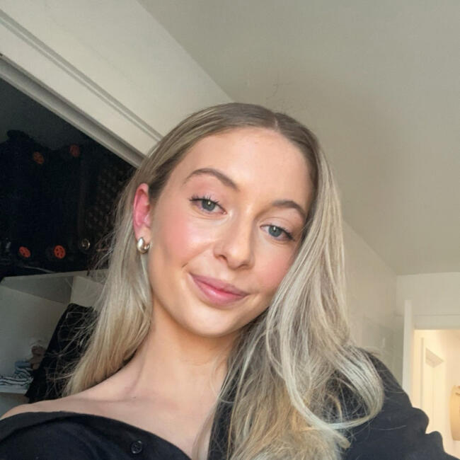 Babysitter in Melbourne: Alicia