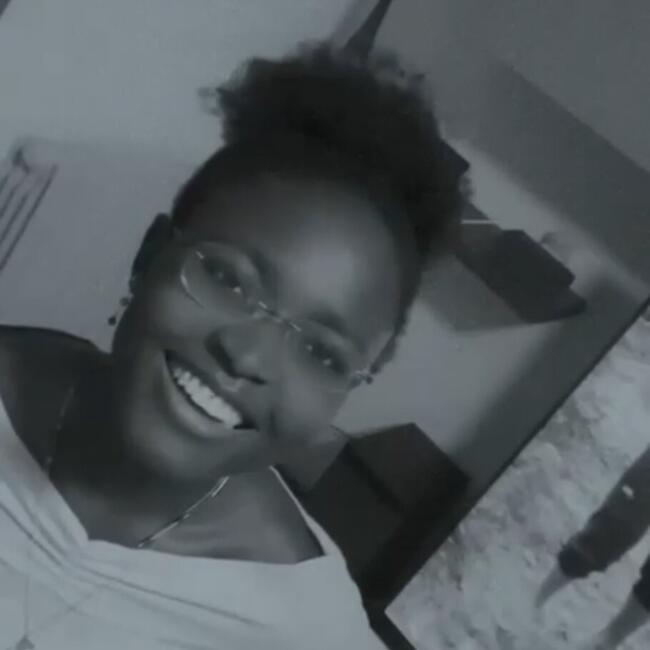 Babysitter a Piacenza: Lily