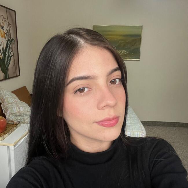 Nanny in Barcelona: Karina