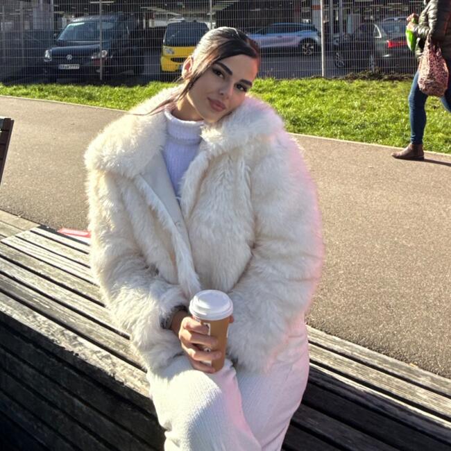 Babysitter in Aalen: Elma