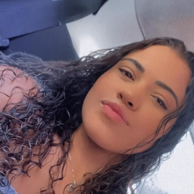 Emprego de babá em Cotia: Karolaine