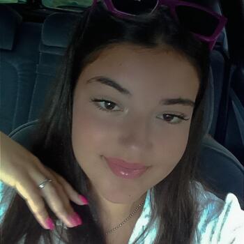 Babysitter Almada: Joana