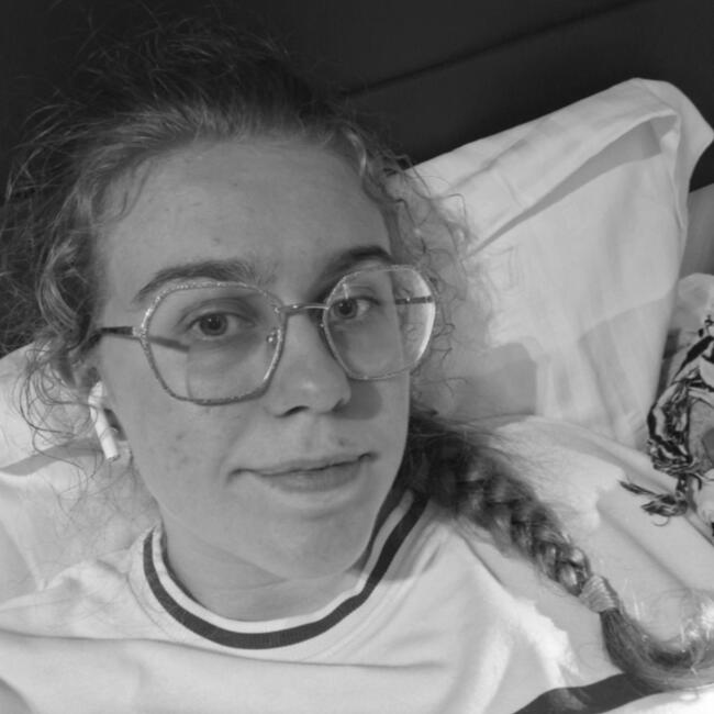 Babysitter in Bezons: Marine