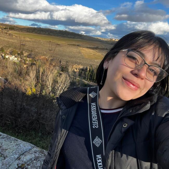 Canguro en San Fernando de Henares: Alejandra