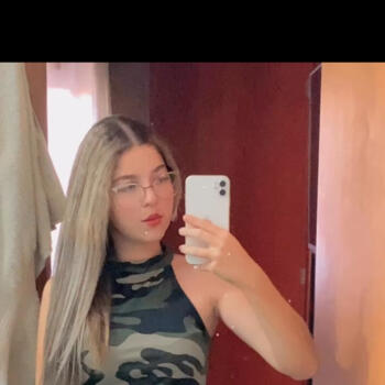 Babysitter Goiânia: Yara