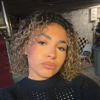 Babysitter Saint-Chamond: Shirine