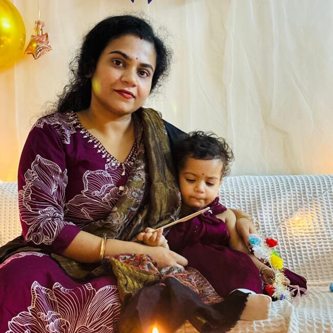 ग्रेटर नोएडा में बेबीसिटिंग की नौकरी: PRIYA