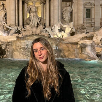 Babysitter in Athens: Evanthia