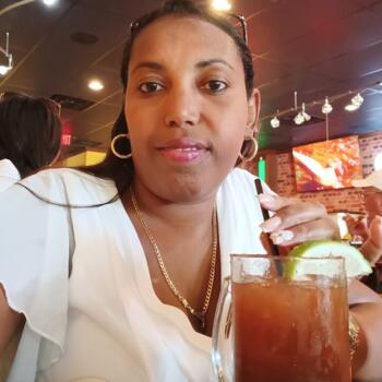 Babysitter in Louisville: Jennys