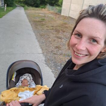 Babysitting job in Léglise: babysitting job Fanny