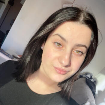 Babysitter in Suresnes: Elysa