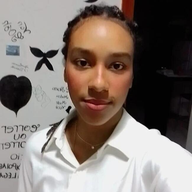 Babysitter in Vitória da Conquista: Carol