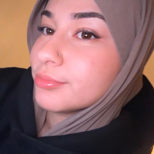 Babysitter in Bobigny: Melisa