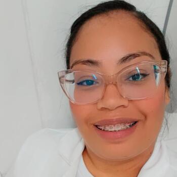 Babysitter in Barueri: Sabrina