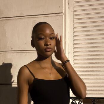 Babysitter in Ollainville: Sara