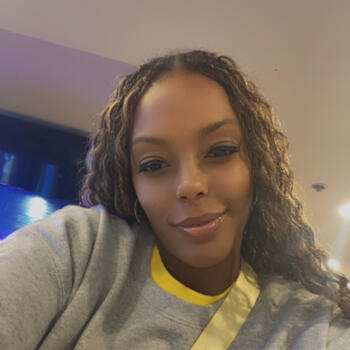 Babysitting job in Sheerness: babysitting job Charmaine