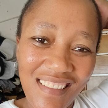 Babysitter Johannesburg: Sixolisiwe