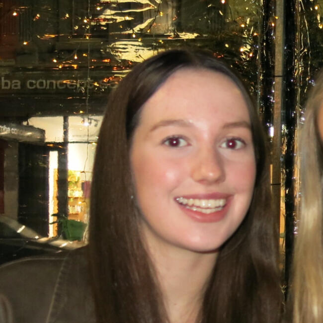 Babysitter in Melbourne: Vivi