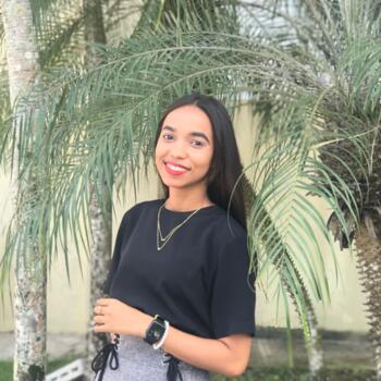 Babysitter in Santo Domingo Este: Nicole
