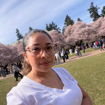Babysitter in Everett (Washington): Cecilia Las Saquic