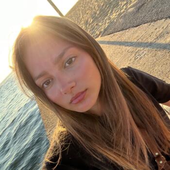 Babysitter in Tosse: Elise