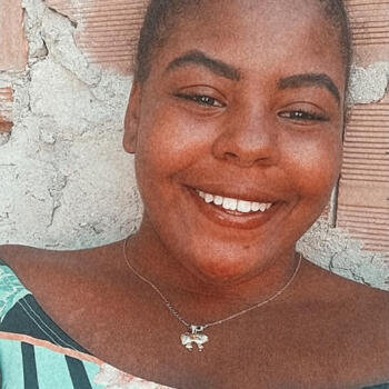 Babá em Belford Roxo: Joyce
