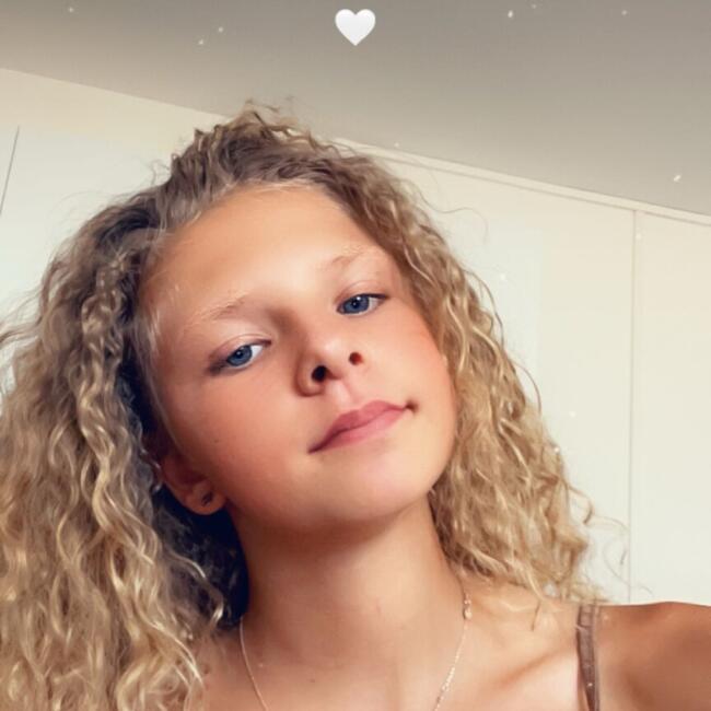 Babysitter in Port-Sainte-Marie: Lilou