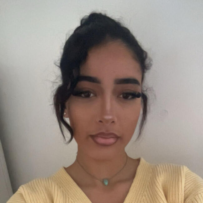 Babysitter in Nanterre: Khadija