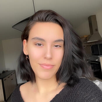 Babysitter La Couronne: Angelina