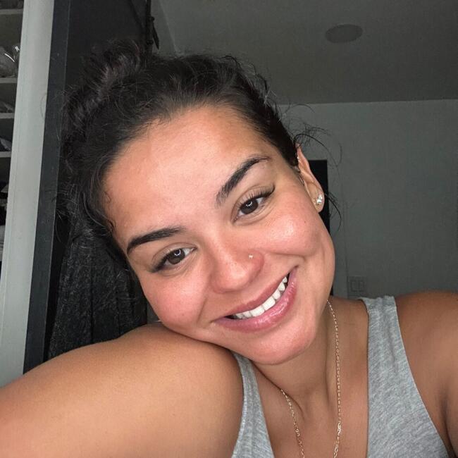 Babysitter in Davie: Samantha